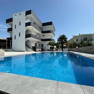 Ruci Aparthotel Ksamil