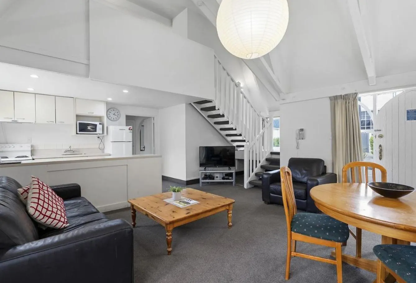 **** Motel Camelot Motor Lodge Christchurch New Zealand